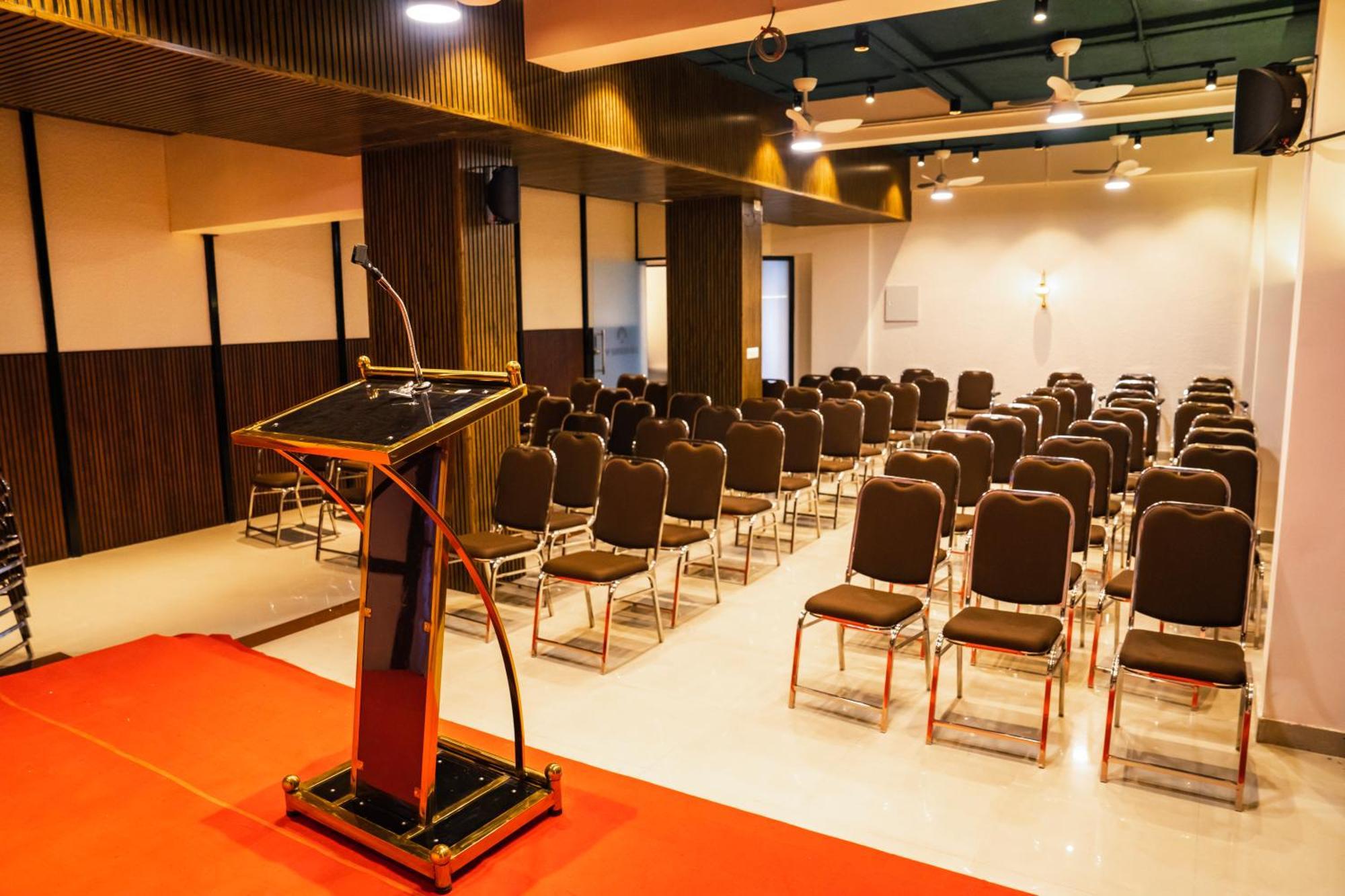 Palcastle Regency Otel Palakkad Dış mekan fotoğraf