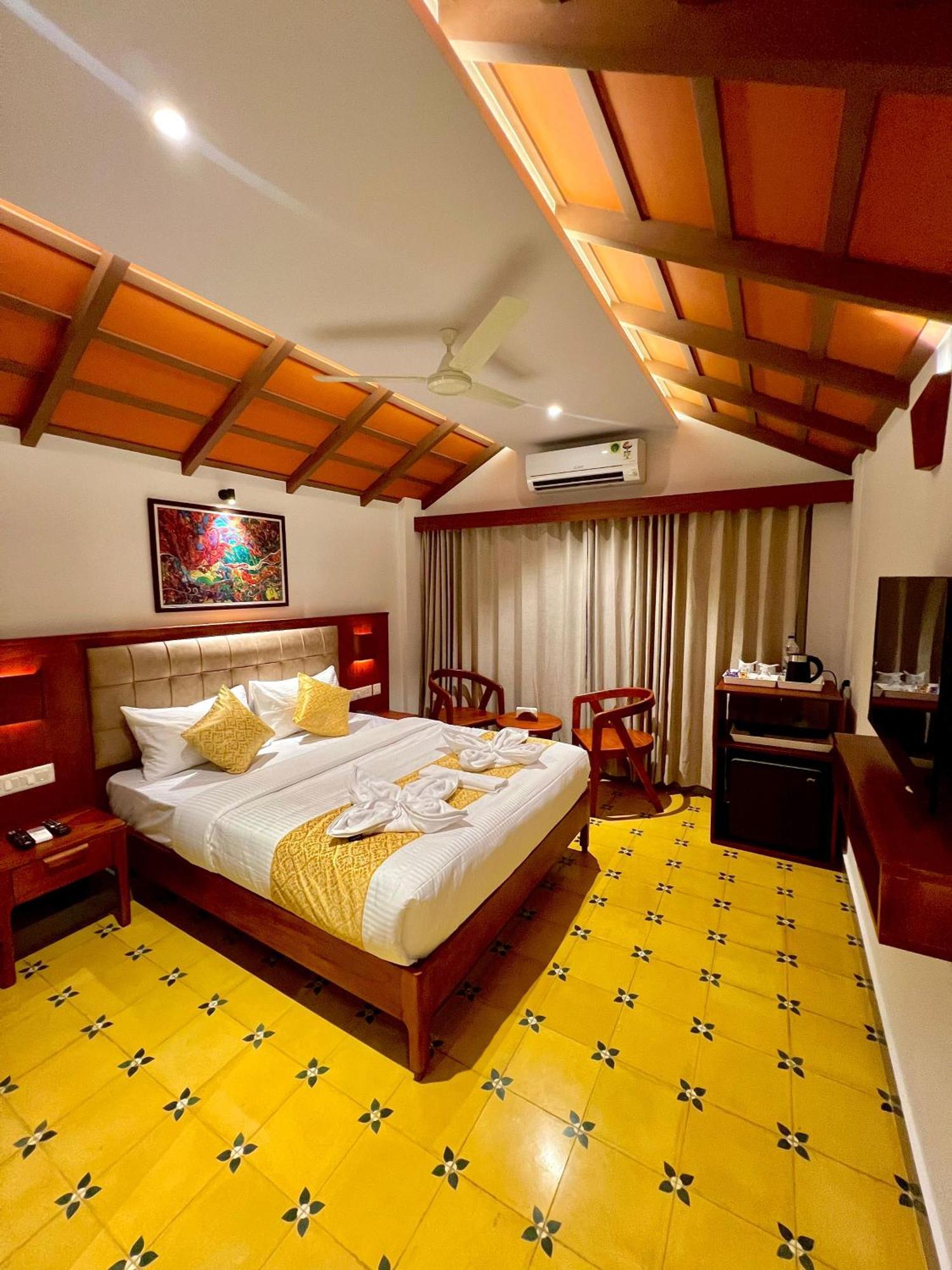 Palcastle Regency Otel Palakkad Dış mekan fotoğraf